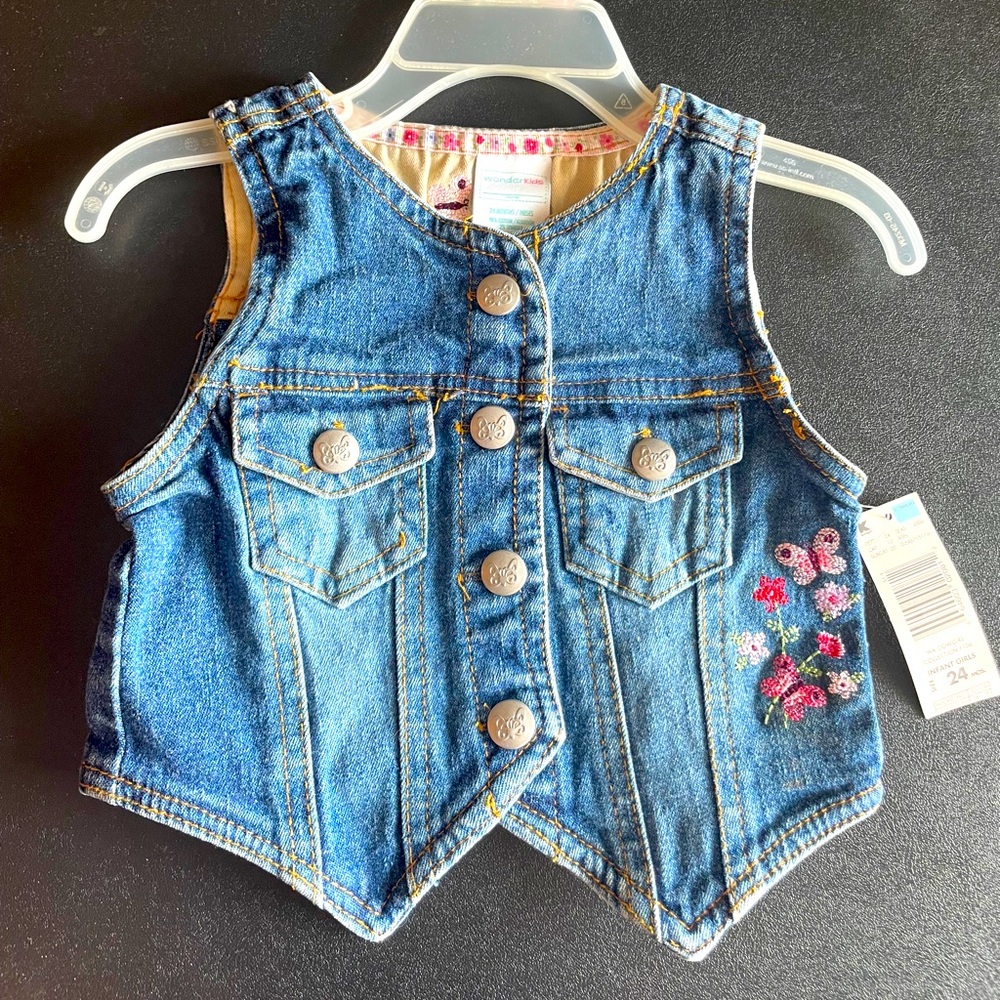 🎉HP🎉 NWT Wonderkids embroidered denim vest 24M